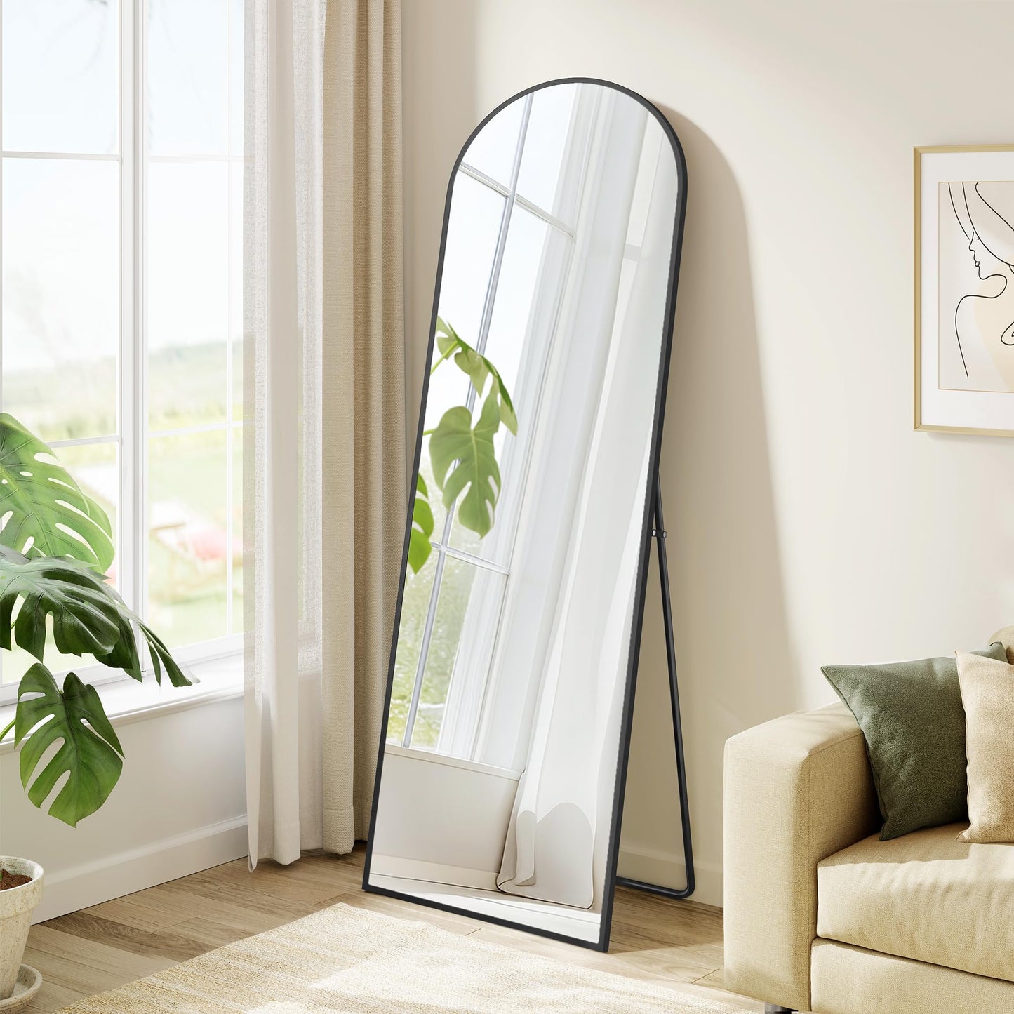 SONGMICS curved full-length mirror: aluminum alloy frame, tempered glass