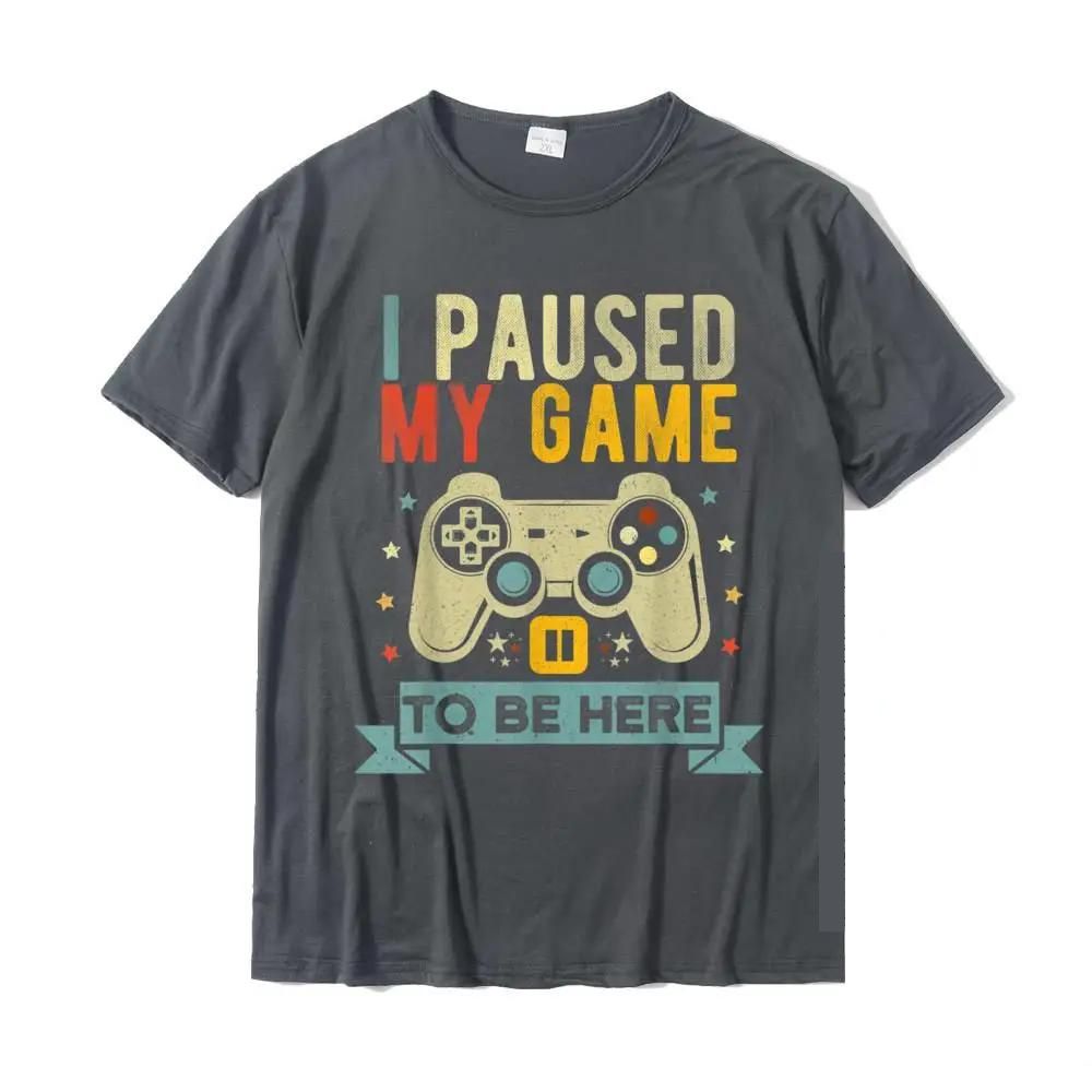 I Paused My Game To Be Here | Funny Herren T-Shirt aus Baumwolle (Dunkelgrau)