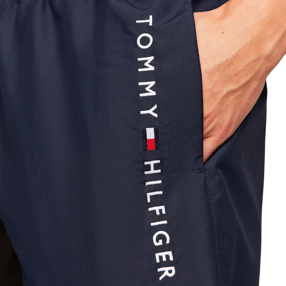 Tommy Hilfiger Badeshort Herren im Farbton Desert Sky mit Kordelzug: Schnelltrocknend