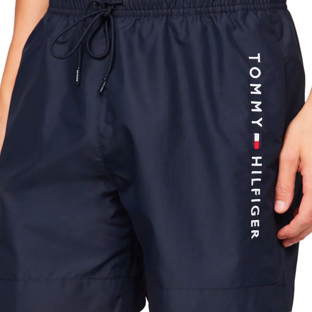 Tommy Hilfiger Badeshort Herren im Farbton Desert Sky mit Kordelzug: Schnelltrocknend