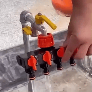 4-Wege Ventilverteiler | 3/4-Zoll Wasserverbindung für Gartenschläuche (Preview GIF)