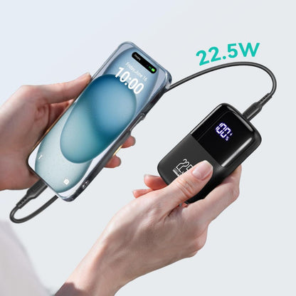 INIU Powerbank (10000mAh - 22.5W) with LED display: Small but powerful | USB-C input &amp; output