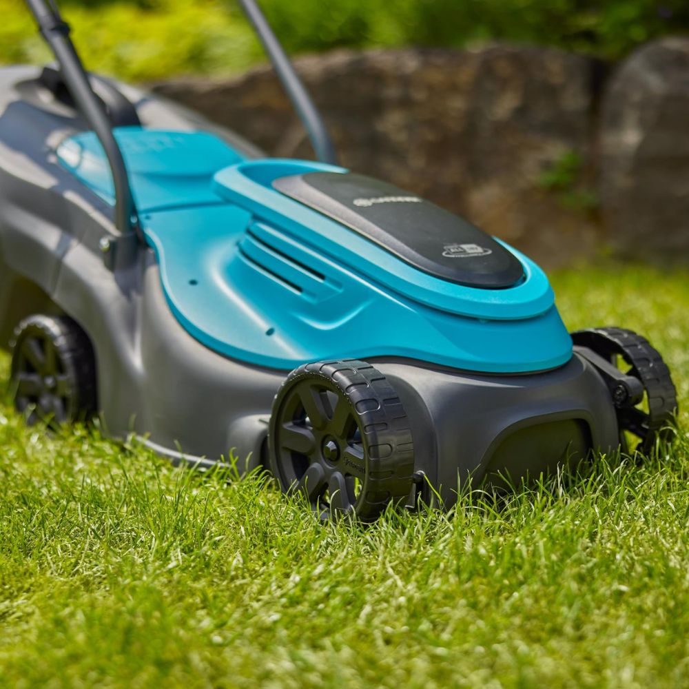 Gardena EasyMax+ 32/18V Ready-to-Use Set Akku-Rasenmäher inkl. Power for All-Akku | Leicht und Wendig