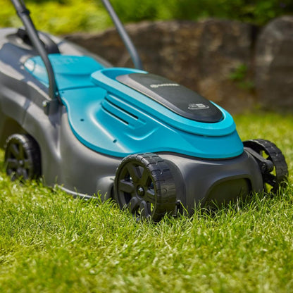 Gardena EasyMax+ 32/18V Ready-to-Use Set Akku-Rasenmäher inkl. Power for All-Akku | Leicht und Wendig