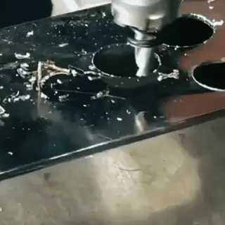 6tlg. Metallbohrer-Set mit Hartmetallspitze 16-32mm: Lochsägen für Metall und Holz (Preview GIF)