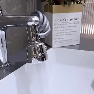 Universal 360° Küchenarmatur mit Filter & Wasserspar-Duschkopf: Drehbarer Aufsatz (Preview GIF)